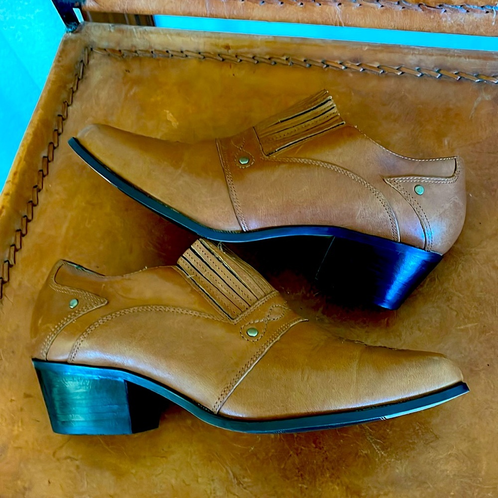 Dingo Shoes